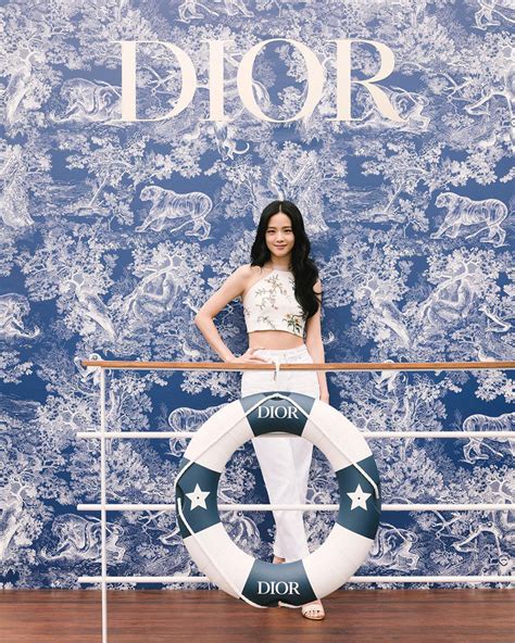 jisoo dior cruise 2023